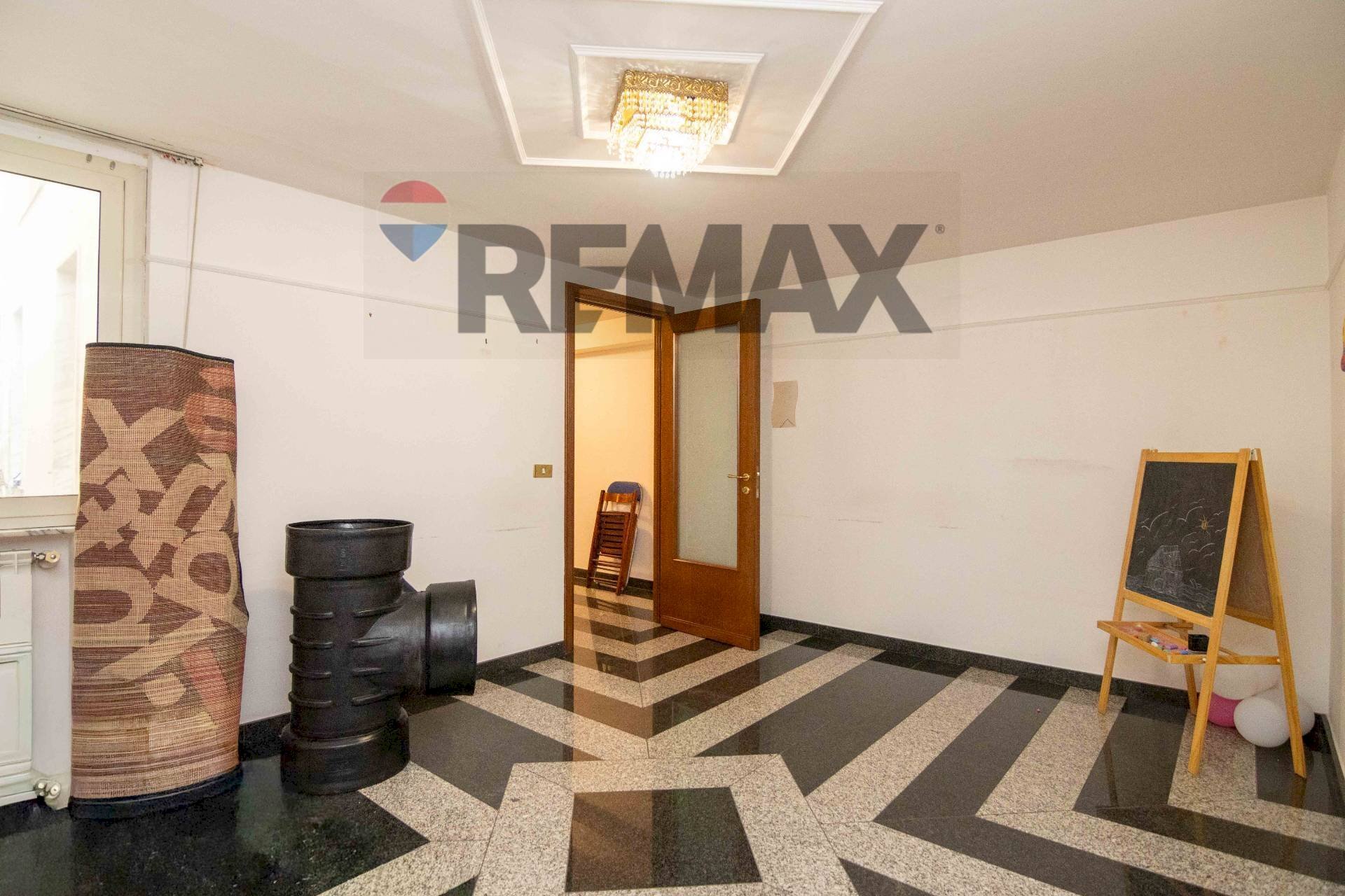 Ricezione / Lobby - Ufficio Via Francesco Petrarca
 
26, Paterno - foto 3