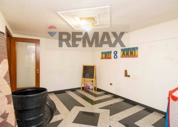 Stanza vuota - Ufficio Via Francesco Petrarca
 
26, Paterno - foto 2