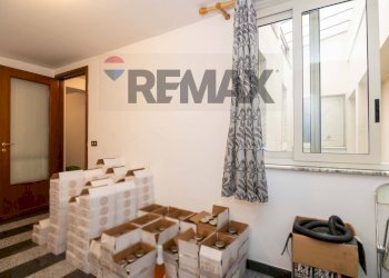 Scale - Ufficio Via Francesco Petrarca
 
26, Paterno - foto 10