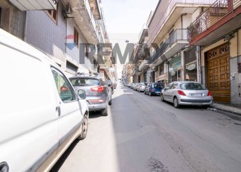 Edificio all\'aperto - Ufficio Via Francesco Petrarca
 
26, Paterno - foto 21