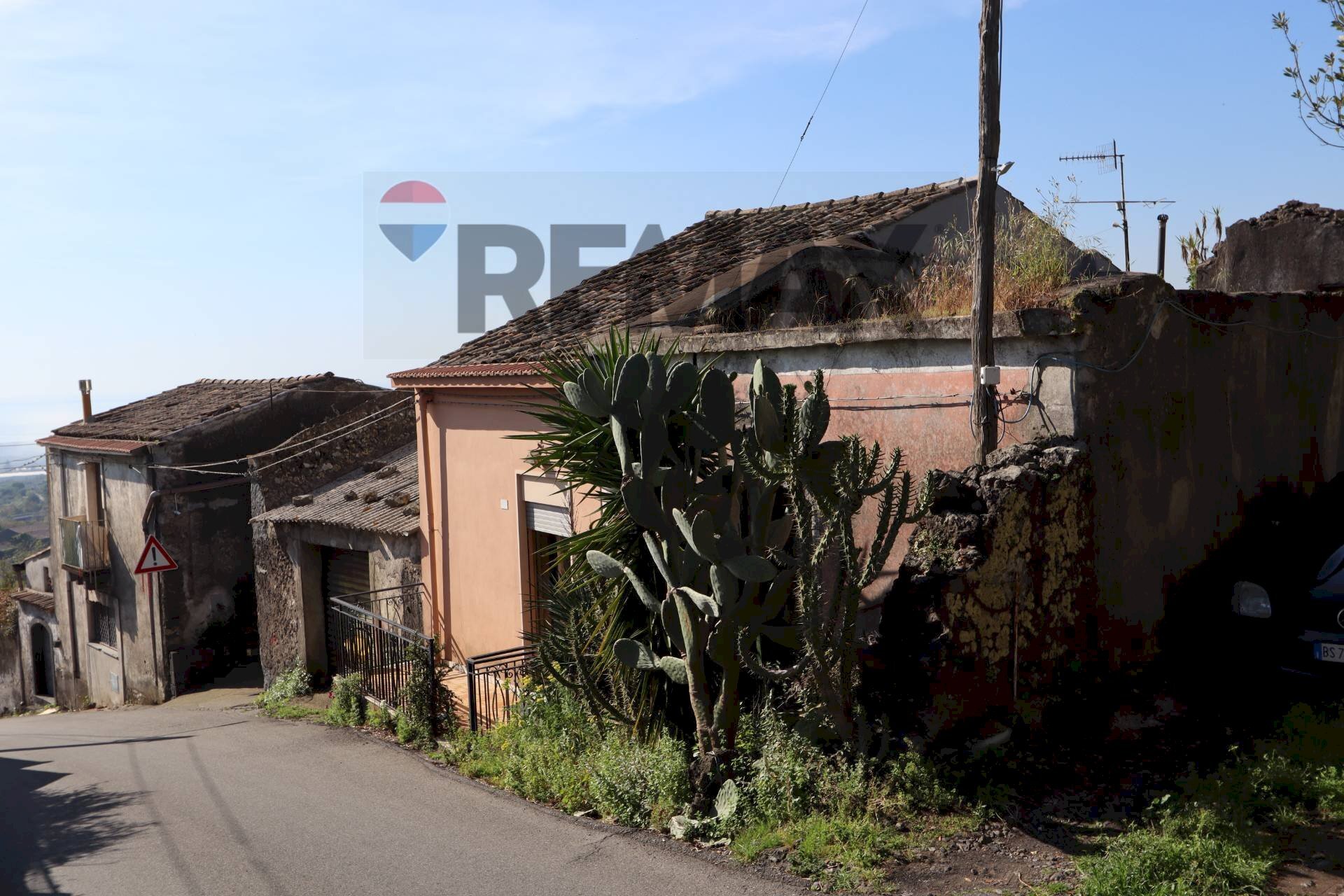 Casa all\'aperto - Casa indipendente Via Civì
 
31, Fiumefreddo di Sicilia - foto 1