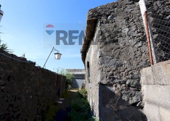 Edificio all\'aperto - Casa indipendente Via Civì
 
31, Fiumefreddo di Sicilia - foto 9