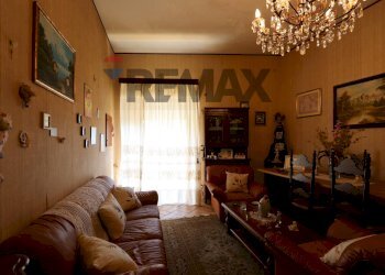 Sala da pranzo - Casa indipendente Via Civì
 
31, Fiumefreddo di Sicilia - foto 39