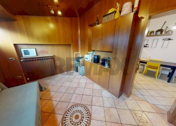 Camera / camera da letto - Villa a Schiera Via del Pero, 4
 
4, Rodano - foto 9