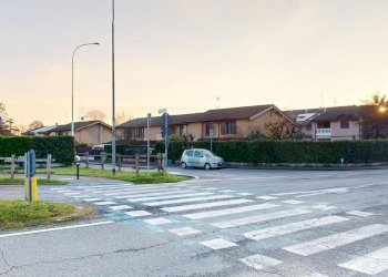 Edificio all\'aperto - Villa a Schiera Via del Pero, 4
 
4, Rodano - foto 28