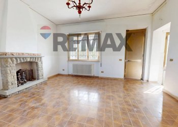 Stanza vuota - Casa indipendente Capannori - foto 15