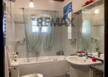 Bagno - Baita Vicolo Della Stazione Di Pavona
 
48, Roma - foto 14
