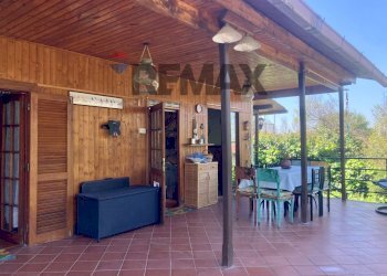 Terrazza - Baita Vicolo Della Stazione Di Pavona
 
48, Roma - foto 18