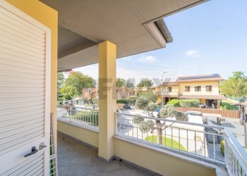 Balcone - Villa Via Svetonio
 
25, Guidonia Montecelio - foto 28