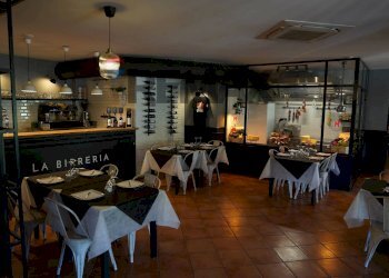 Sala da pranzo - Locale Commerciale Via Gaetano Butera
7, Roma - foto 20