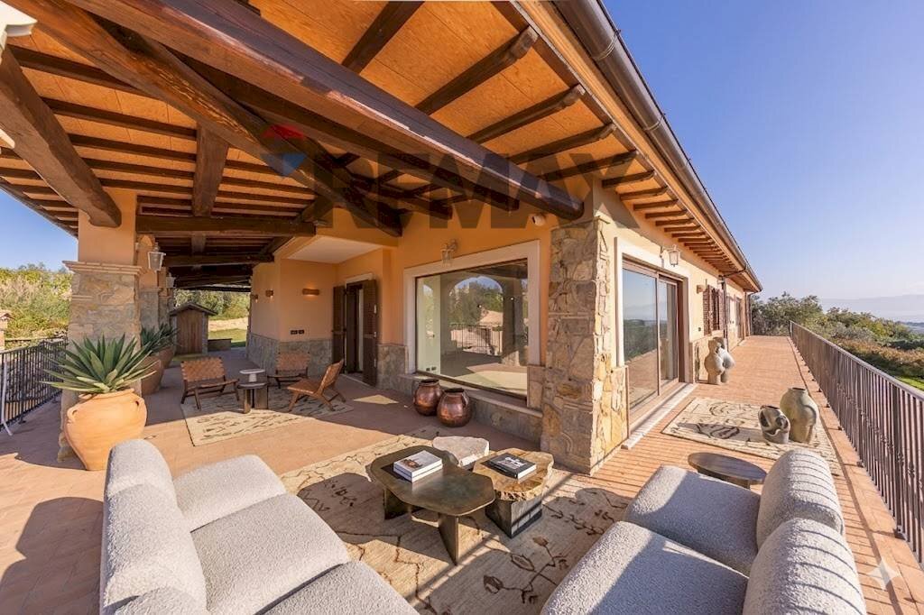 Terrazza - Casa semi indipendente via monte soriano
 
17, Castelnuovo di Porto - foto 1