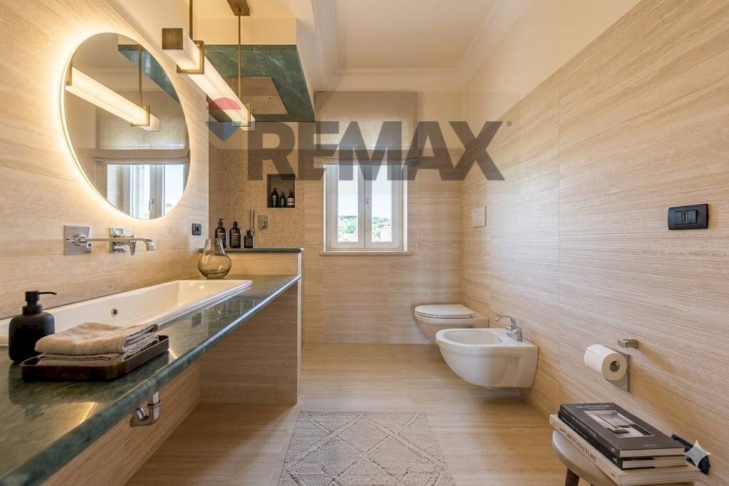 Bagno - Casa semi indipendente via monte soriano
17, Castelnuovo di Porto - foto 3