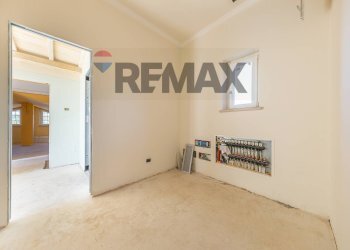Stanza vuota - Casa semi indipendente via monte soriano
 
17, Castelnuovo di Porto - foto 35