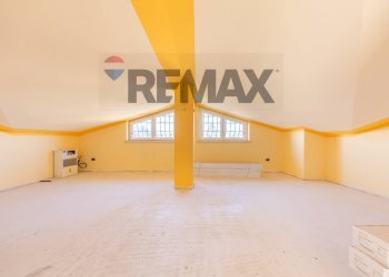 Stanza vuota - Casa semi indipendente via monte soriano
 
17, Castelnuovo di Porto - foto 38