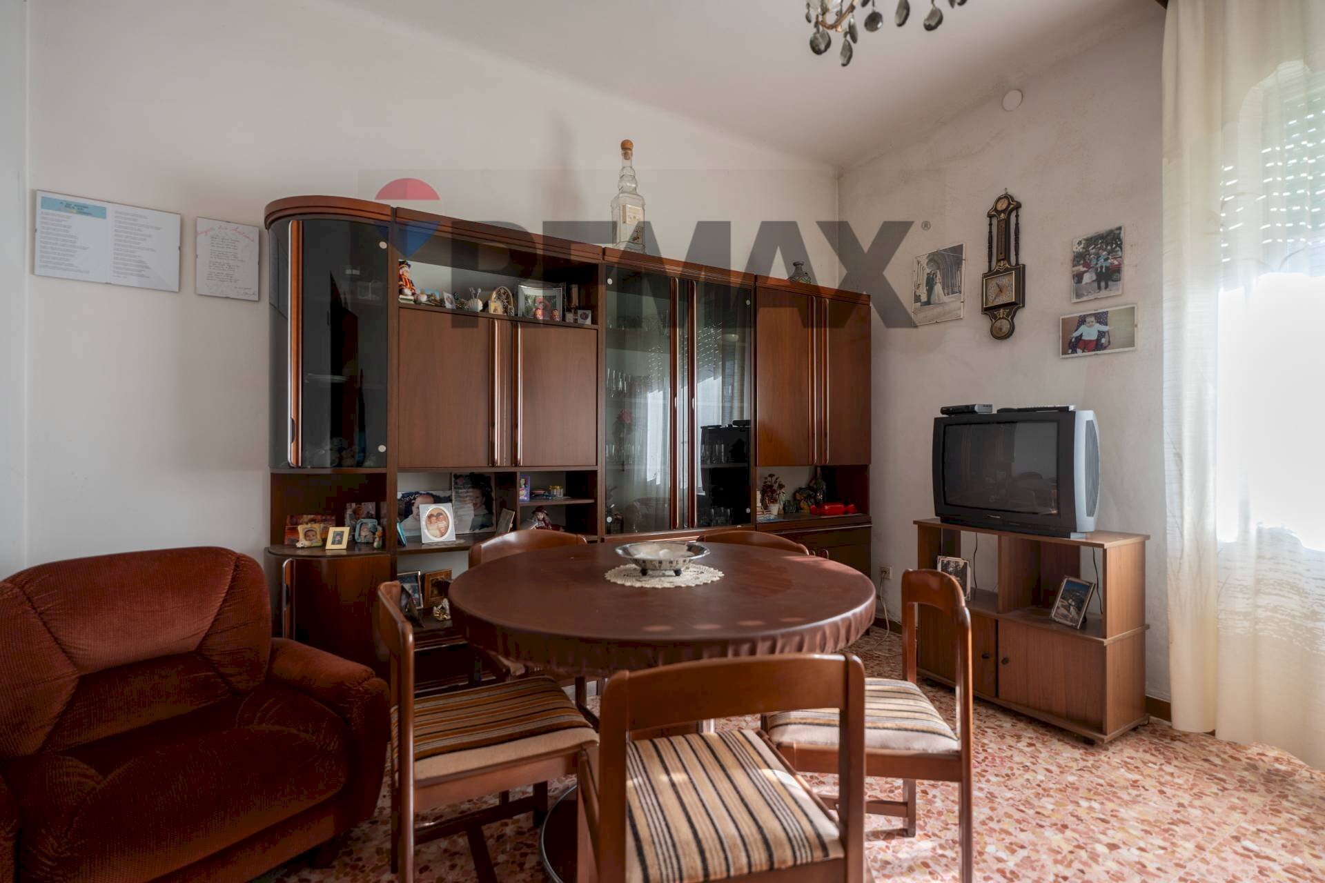 Sala da pranzo - Bilocale Via Cesare Battisti
 
59, Cupramontana - foto 2