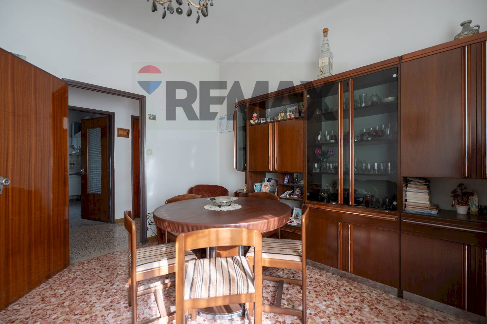 Sala da pranzo - Bilocale Via Cesare Battisti
 
59, Cupramontana - foto 3