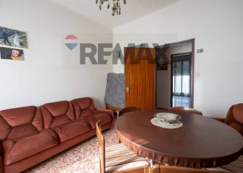 Sala da pranzo - Bilocale Via Cesare Battisti
 
59, Cupramontana - foto 4