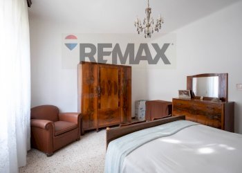 Camera / camera da letto - Bilocale Via Cesare Battisti
 
59, Cupramontana - foto 16