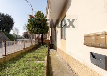 Giardino - Bilocale Via Cesare Battisti
 
59, Cupramontana - foto 21