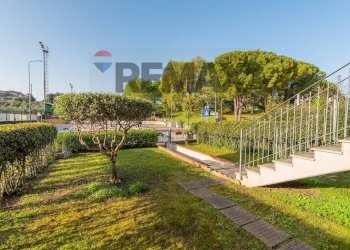 Giardino - Quadrilocale VIALE GIOVANNI XXIII
 
10, Castelbellino - foto 5