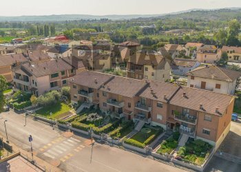 Edificio all\'aperto - Quadrilocale VIALE GIOVANNI XXIII
 
10, Castelbellino - foto 7