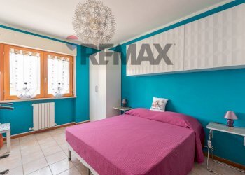 Camera / camera da letto - Quadrilocale VIALE GIOVANNI XXIII
 
10, Castelbellino - foto 21