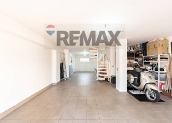 Soggiorno - Quadrilocale VIALE GIOVANNI XXIII
 
10, Castelbellino - foto 25