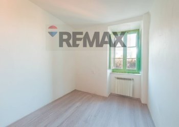 Stanza vuota - Casa semi indipendente Piazza Balducci
 
5, Poggio San Vicino - foto 5