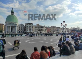 Edificio all\'aperto - Trilocale San Marco
 
3614, Venezia - foto 9