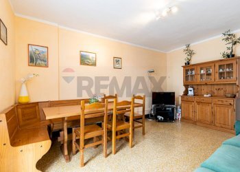 Sala da pranzo - Attico Piazza Armando Diaz
 
7, Esino Lario - foto 6
