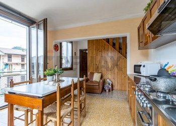Cucina - Attico Piazza Armando Diaz
 
7, Esino Lario - foto 8