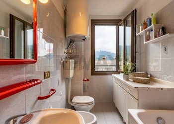 Bagno - Attico Piazza Armando Diaz
 
7, Esino Lario - foto 14