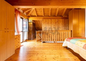 Camera / camera da letto - Attico Piazza Armando Diaz
 
7, Esino Lario - foto 18