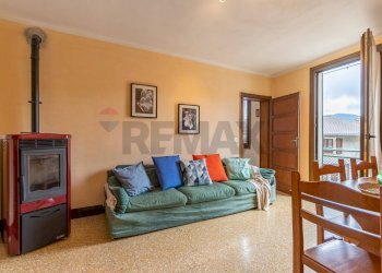 Sala da pranzo - Attico Piazza Armando Diaz
 
7, Esino Lario - foto 35