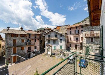 Balcone - Attico Piazza Armando Diaz
 
7, Esino Lario - foto 36
