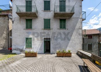 Edificio all\'aperto - Attico Piazza Armando Diaz
 
7, Esino Lario - foto 41