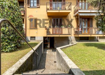 Edificio all\'aperto - Trilocale albertario
 
3, Verano Brianza - foto 8