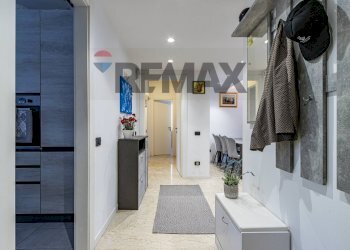 Hall / corridoio - Trilocale albertario
 
3, Verano Brianza - foto 13