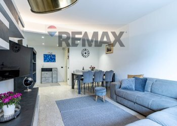 Sala da pranzo - Trilocale albertario
 
3, Verano Brianza - foto 21