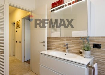 Bagno - Trilocale albertario
 
3, Verano Brianza - foto 40