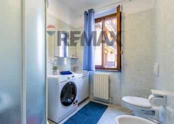 Bagno - Trilocale albertario
 
3, Verano Brianza - foto 44