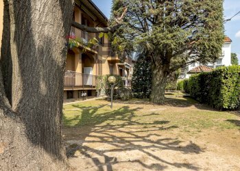 Giardino - Trilocale albertario
 
3, Verano Brianza - foto 48