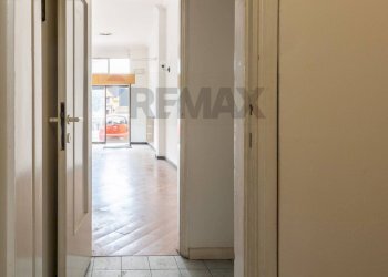 Hall / corridoio - Locale Commerciale via Magenta, Veduggio con Colzano - foto 15