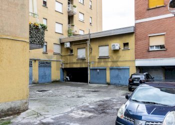 Edificio all\'aperto - Locale Commerciale via Magenta, Veduggio con Colzano - foto 25