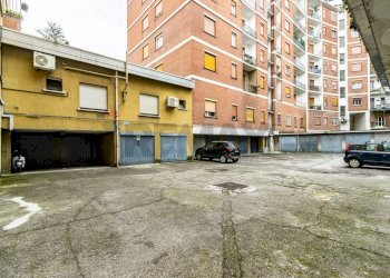 Edificio all\'aperto - Locale Commerciale via Magenta, Veduggio con Colzano - foto 27