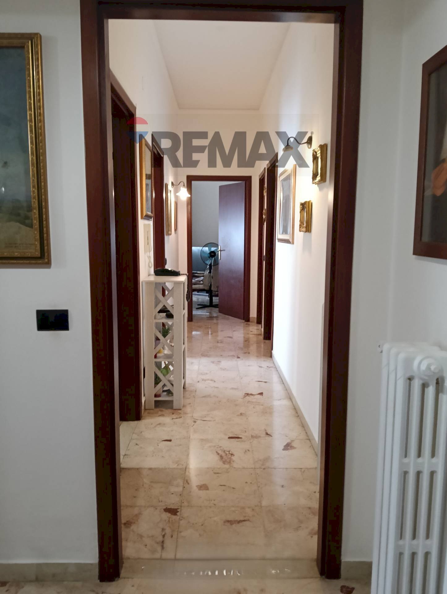 Hall / corridoio - Three-room apartment Via Luigi Pirantello
 
19, Enna - photo 3