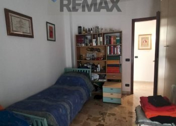 Camera / camera da letto - Three-room apartment Via Luigi Pirantello
 
19, Enna - photo 7