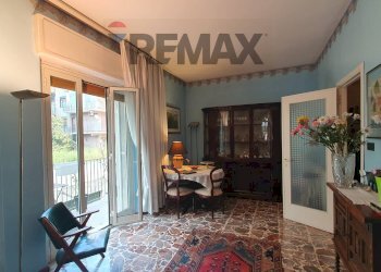 Soggiorno - Appartamento Via Quieta
 
55, Catania - foto 11