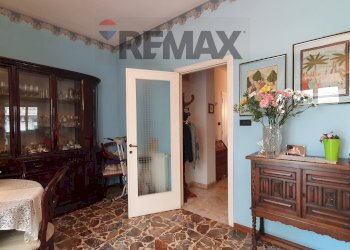 Sala da pranzo - Appartamento Via Quieta
 
55, Catania - foto 12