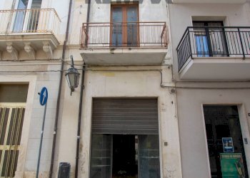 Edificio all\'aperto - Locale Commerciale via IV Novembre
 
62, Floridia - foto 4